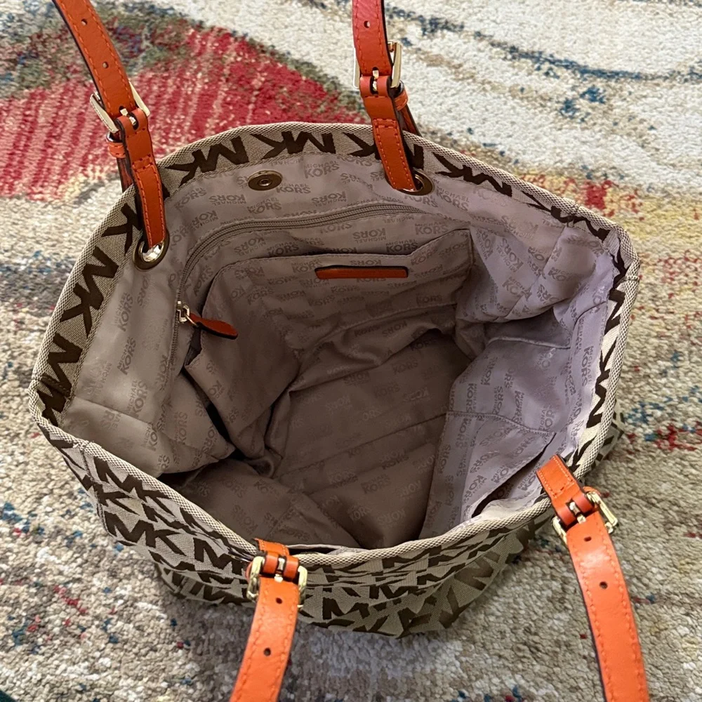 Michael Kors Signature Canvas Tote